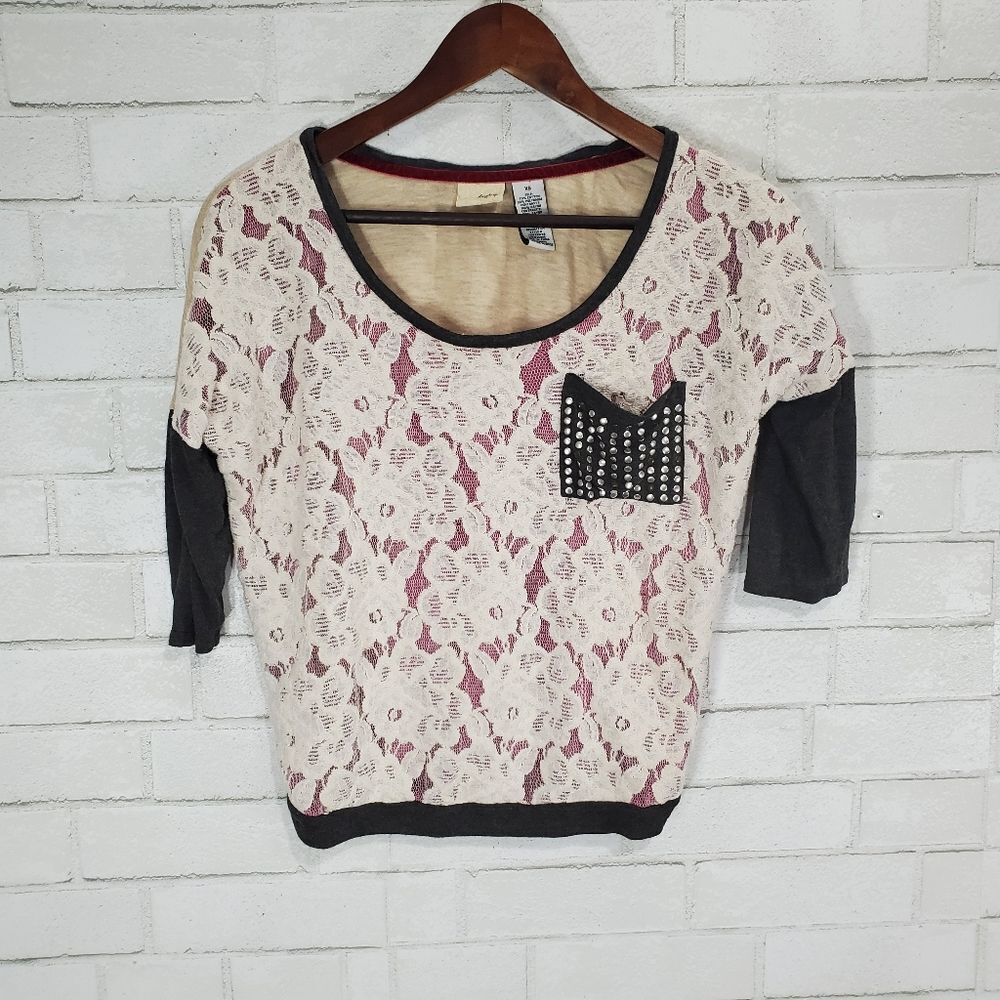 Daytrip lace front lightweight sweater